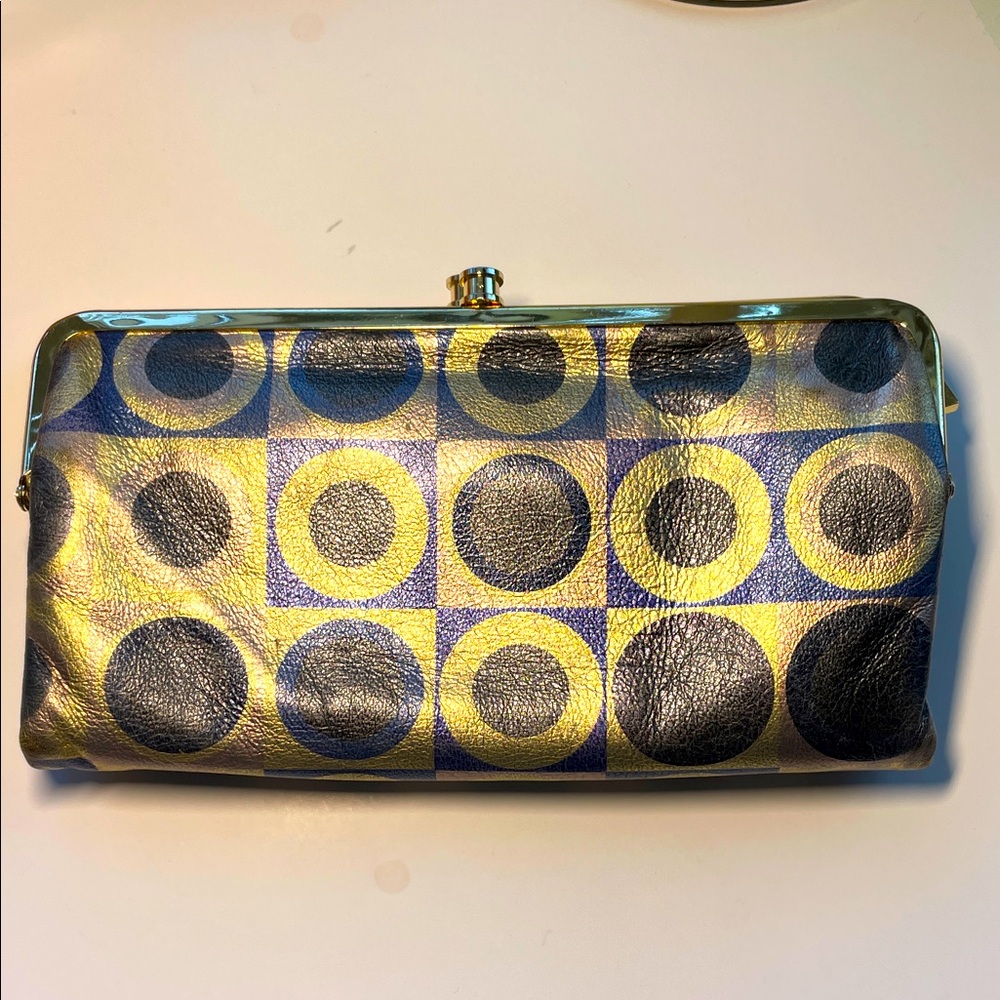 HOBO Original Lauren clutch wallet with metallic geometric design